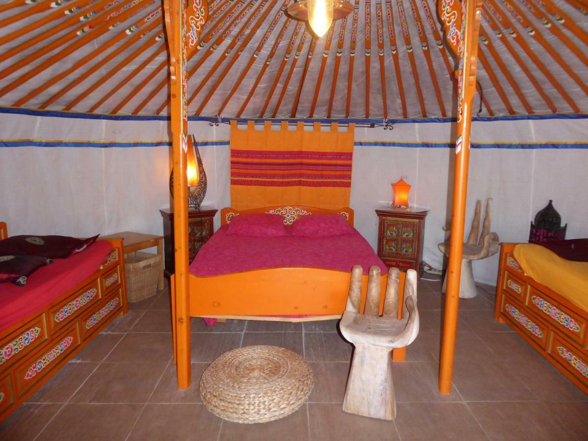 Ferme Saint Pierre Hotel Bargème Екстериор снимка